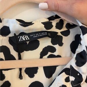 Zara Monochrome Patterned Blouse